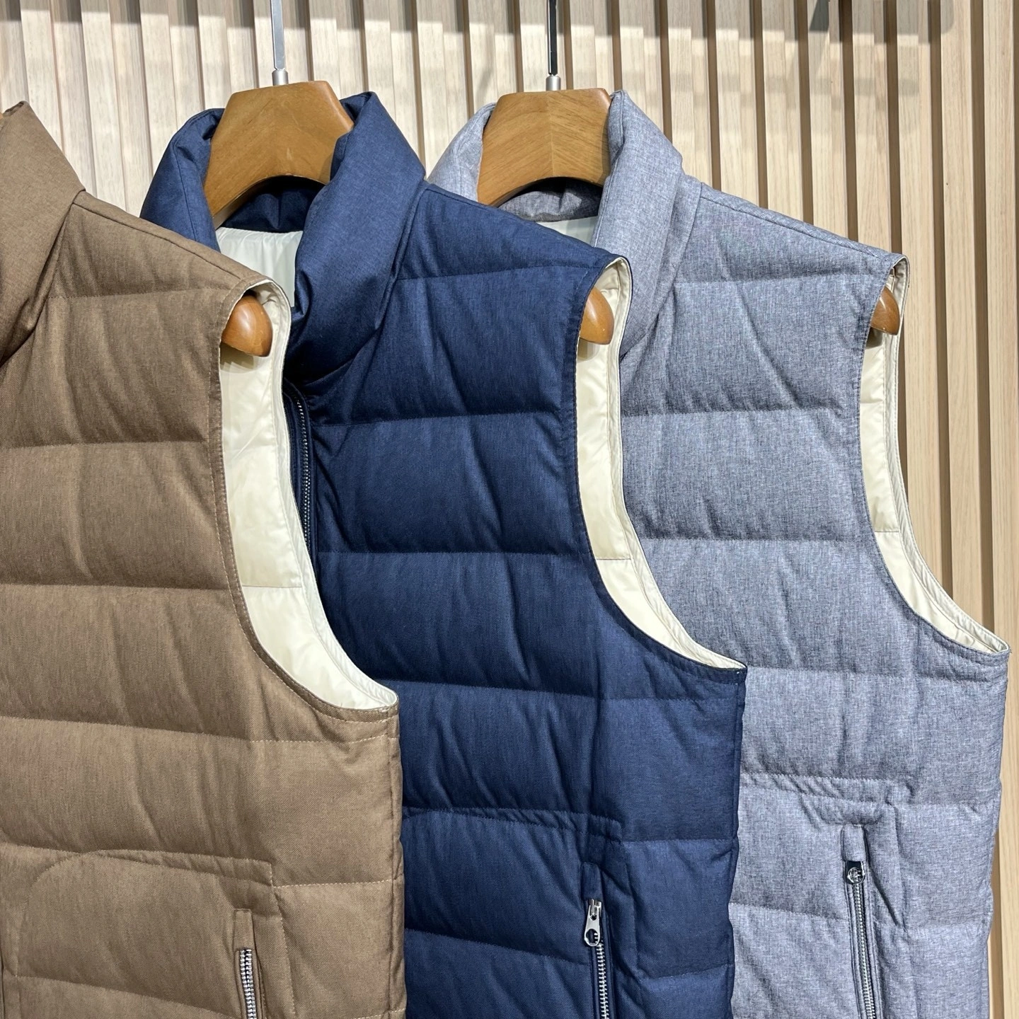 wg.luxury-- 2ru9588o Down jacket white duck down 3colour item: E-F443J1620-3H